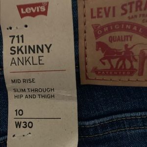 Levi’s new.